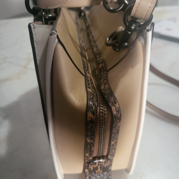 Purse - Picture 6 of 6